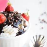 Instant Pot Skyr Yogurt topped with chocolate and strawberries
