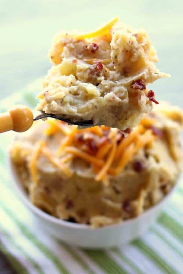 Instant Pot Cheddar Bacon Mashed Potatoes